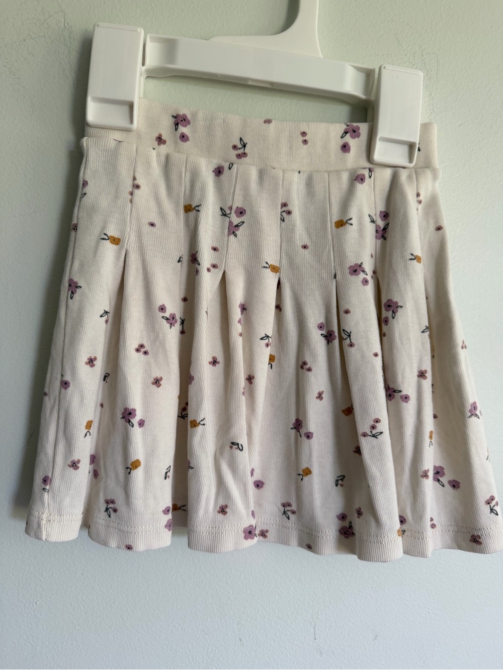 Fin & Vince Organic Cotton Cream Floral Pleated Skirt Natural Fibers Girly